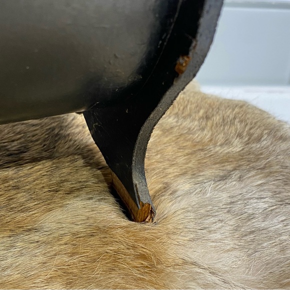 Vintage Wood Sewing Chest Portable Storage Basket with vintage buttons & threads - Picture 5 of 14